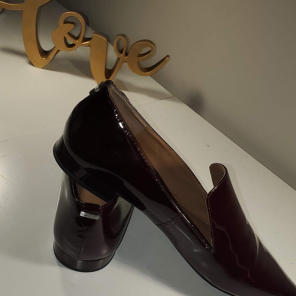 Calvin Klein Patent Leather ELIN LOAFER - 9M